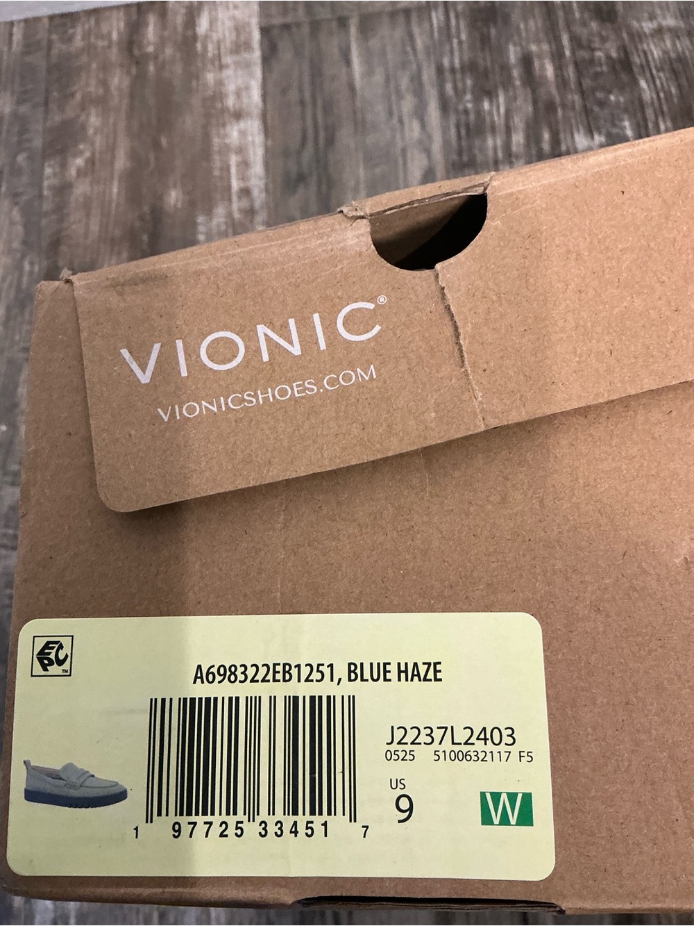 Vionic Women’s Light Blue Suede Penny Loafers Size 9 - Picture 15 of 16